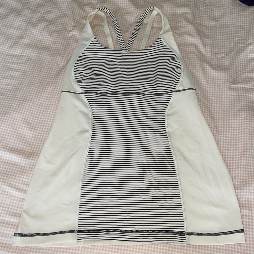 Lululemon workout tank